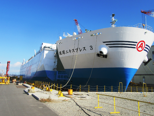 RO/RO貨物船「琉球エキスプレス３」